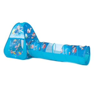 Túnel con camping - océano