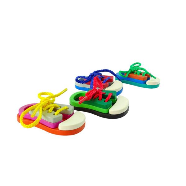 Zapatos didácticos para enhebrar - Image 2