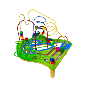 Parque laberinto en madera