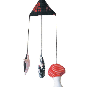 Móvil Acción y Reacción en Tela